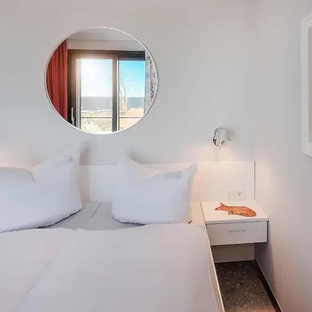 Lobster Im Nauticum By Interhome * 루브민